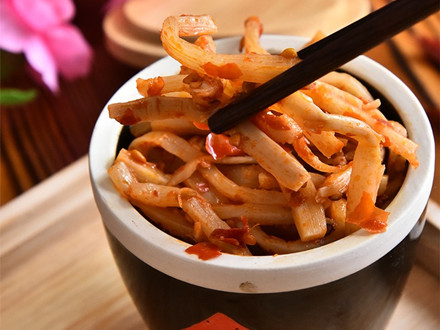 T/LZLSF 009.4-2022 柳州螺螄粉料包 第4部分:酸筍包