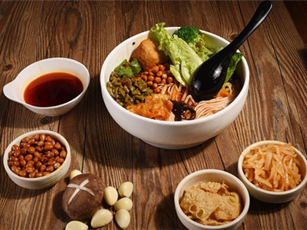 DB4502/T 0032-2022 預(yù)包裝柳州螺螄粉原料加工技術(shù)規(guī)程 第5部分:調(diào)制半干米粉半干粉條